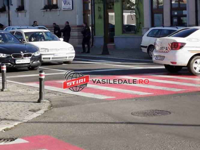 EXCLUSIV: Băimărean urmărit, blocat în trafic de poliție și încătușat în fața Poliției Municipiului Baia Mare (FOTO)