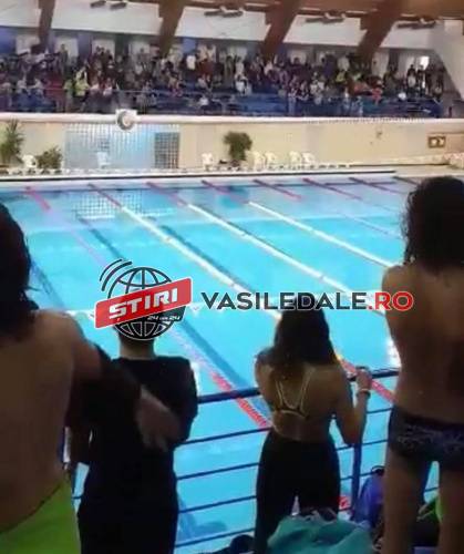 REVOLTA UNUI CAMPION MONDIAL: Copiii obligați să asculte IMNUL SECUIESC la Campionatul Național de Înot de la Miercurea Ciuc (VIDEO)
