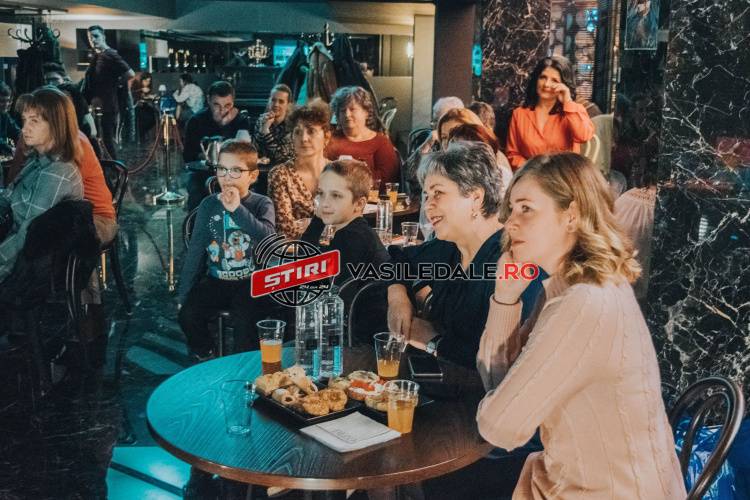 Cum putem elimina obiceiurile nesănătoase din alimentație. Răspunsul oferit cu ajutorul a trei studenți