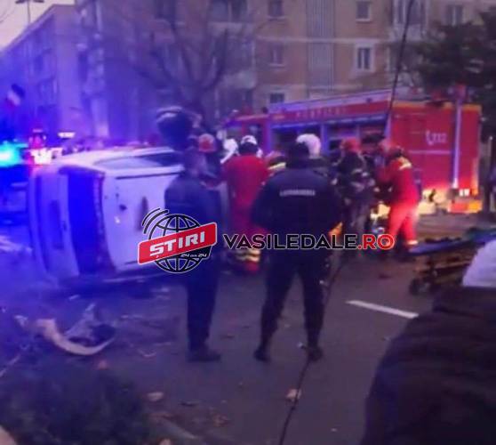 IMPACT TERIBIL ÎN BAIA MARE: Șoferul și trei pasageri răniți grav într-un taxi lângă Primărie (FOTO/VIDEO)