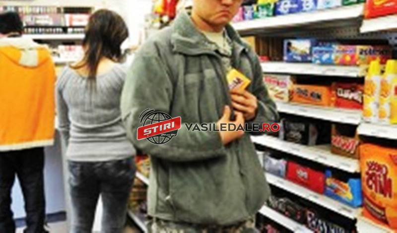 Femeie de 26 de ani, prinsă după ce trecut pe lângă casele de marcat fără a achita produsele