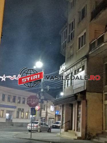 NOAPTE DE FOC: Incendiu din cauza unei centrale termice la Vişeu de Sus, la Moisei a luat foc o casă (FOTO)