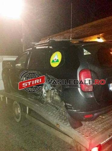 FOTO: Mașina de intervenție a salvamontiştilor din Maramureș, accidentată în timp de se deplasa la un caz grav. Cerem girofar și sirene