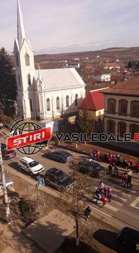 ULTIMA ORĂ: Accident pe DN 1C, în faţa şcolii din Şomcuta Mare (FOTO)