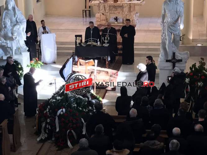 PE ULTIMUL DRUM: Fostul ministru al Agriculturii și Finanțelor a fost condus pe ultimul drum (foto/video)