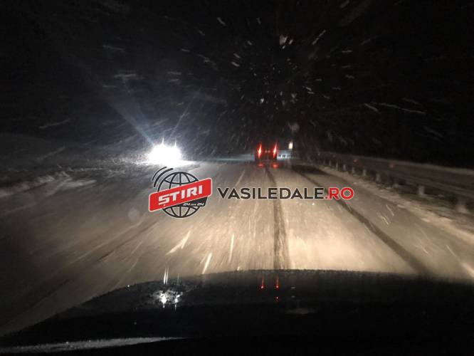 FOTO / VIDEO: Circulaţie rutieră în condiţii de iarnă
