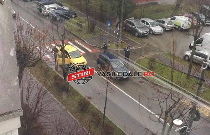 FOTO – Pieton accidentat pe zebră pe strada Victoriei din Baia Mare