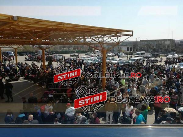 LA GRĂMADĂ: Mii de români aşteaptă avioanele pe Aeroportul Cluj pentru a se întoarce în Germania (FOTO/VIDEO)