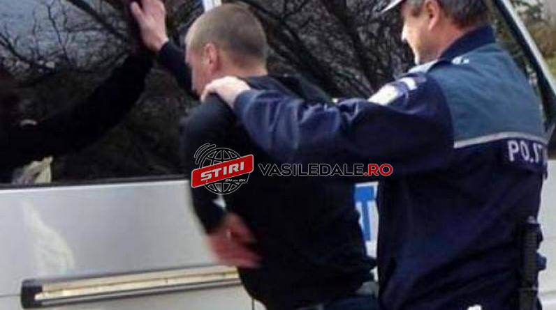 PRINŞI ÎN FLAGRANT: Depistaţi de poliţişti în timp ce încercau să pătrundă într-un garaj din Baia Mare