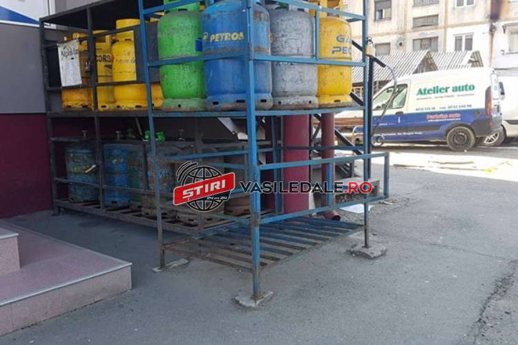 SPARGERE LA SIGHET: Butelii de aragaz, furate dintr-un magazin alimentar (FOTO)