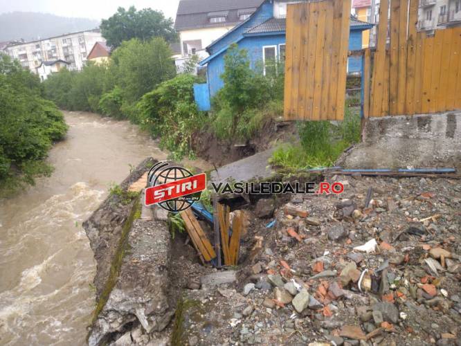 ÎNCEP LUCRĂRILE / ACTUALIZARE: 300.000 de euro pentru a salva un cartier din Borșa (GALERIE FOTO)