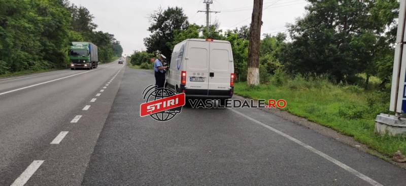 FOTO: Transportul public de persoane, în vizorul poliţiştilor rutieri maramureşeni