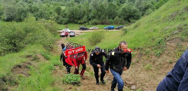 A FOST SOLICITAT ELICOPTERUL SMURD / ACTUALIZARE: Bărbat rătăcit în zona Rohia, căutat de salvamontişti. Bărbatul a fost găsit, după ce a dormit noaptea în pădure