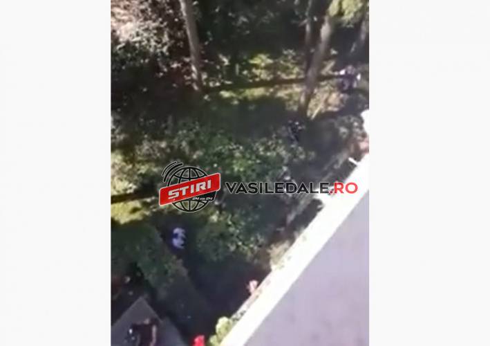 PRELUARE DIRECTMM.RO: S-a jucat cu nervii polițiștilor după ce a intrat pe geam în apartamentul unei bătrâne de 94 de ani (VIDEO)