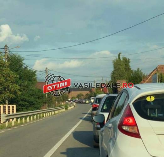 FOTO / ACTUALIZARE: Femeie lovită de o maşină în timp ce traversa neregulamentar în Baia Sprie