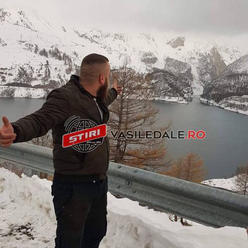 EXCLUSIV FOTO: BORȘA – Urmărit de poliție, șoferul fără permis care a distrus 7 mașini a fost doar arestat la domiciliu