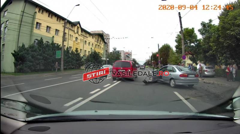 ZIUA ACCIDENTELOR ÎN MARAMUREŞ: Un camion a trecut peste picioarele unei fetiţă în Borşa, coliziune în Baia Mare