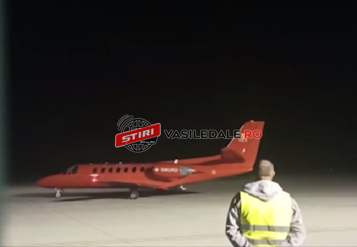 TRAGEDIE ÎN BAIA MARE: Bebeluş de şase luni, dus cu avionul SMURD la Bucureşti cu arsuri pe corp după ce a căzut pe el bulion încins