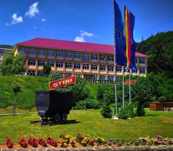 CORONAVIRUS LA CAVNIC: Trei cadre didactice de la Colegiul Economic „Pintea Viteazul”, confirmaţi pozitiv