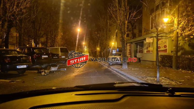 FOTO – COD GALBEN: Polei în Țara Lăpușului. 5 mașini avariate în strada Coșbuc din Baia Mare