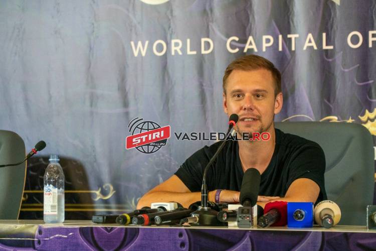 armin-van-buuren-conferinta-untold-2019