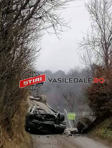 FOTO, VIDEO: Un sighetean băut se laudă live cum s-a răsturnat cu mașina – actualizare
