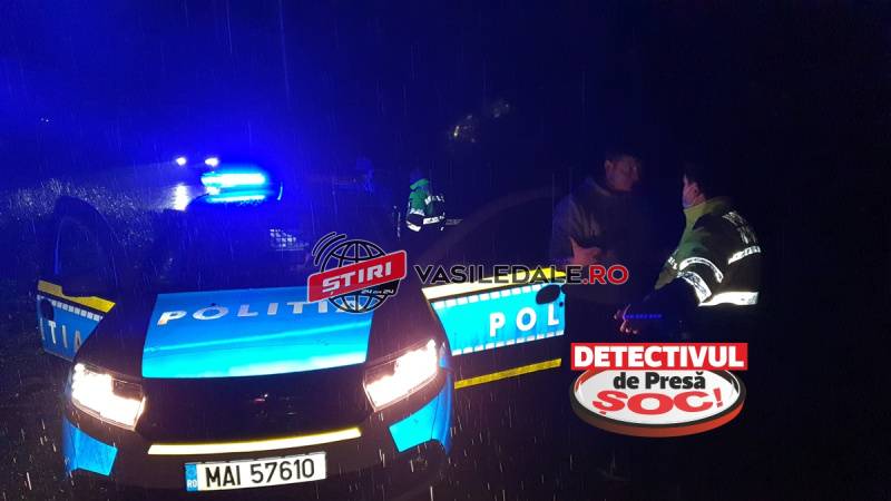 VIDEO – INCONȘTIENȚI LA VOLAN: Urmărit de poliție pe DN1C având un copilaș de 12 ani pe bancheta din spate. Un bărbat încătușat, polițiști înjurați
