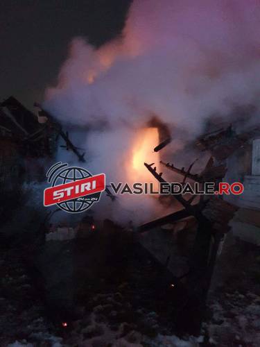 FOTO, VIDEO: Telenovela de Seini: A aprins casa concubinei, după ce aceasta s-ar fi iubit cu altul