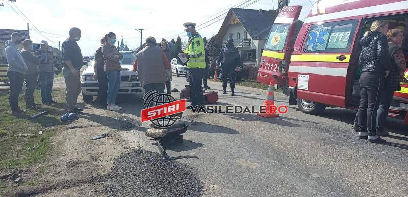 FOTO, VIDEO: Persoană cu dizabilităţi, spulberată de o maşină la Rogoz (actualizare)