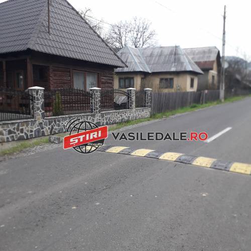 VIDEO: Familie din Firiza, terorizată de un șofer care îi agasează încontinuu (actualizare) VIDEO: Familie din Firiza, terorizată de un șofer care îi agasează încontinuu (actualizare)