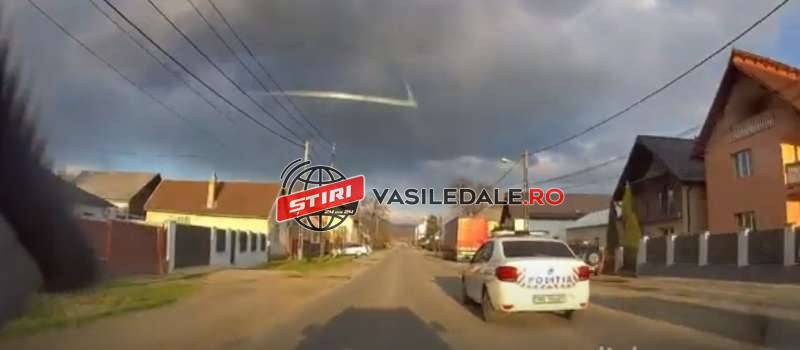 SIGHETU MARMAŢIEI: Autospecială de poliție încalecă limitatoarele de viteză la trecerea pentru pietoni, apoi șicanează în trafic un jurnalist (VIDEO / ACTUALIZARE)