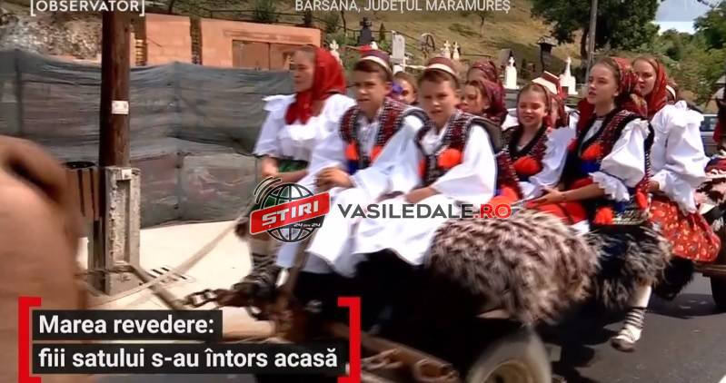 REVIN LA RĂDĂCINI: Maramureşenii care au ales calea străinătăţii se întorc o dată pe an acasă pentru a nu-şi pierde rădăcinile