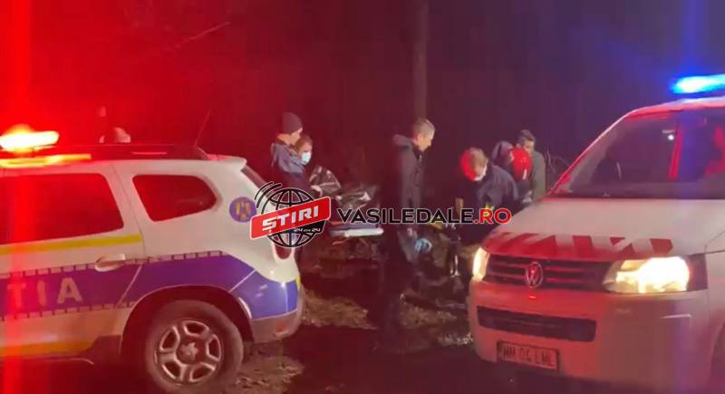 INTERVENŢIE / FOTO, VIDEO EXCLUSIV: Bărbat găsit decedat pe Valea Usturoiului. S-a lovit cu capul de bolovanii din pârâu