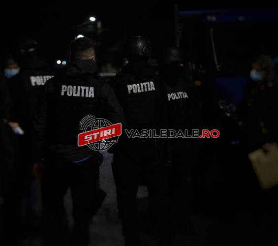 FOTO, VIDEO: 25 DE PERCHEZIȚII PENTRU DESTRUCTURAREA UNUI GRUP INFRACȚIONAL ORGANIZAT