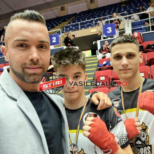 BRAVO LOR: Acțiune umanitară ”O masă de Crăciun” organizată de sportivii de la Gladiators Baia Mare BRAVO LOR: Acțiune umanitară ”O masă de Crăciun” organizată de sportivii de la Gladiators Baia Mare