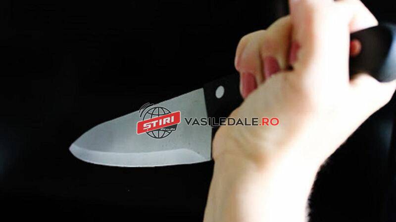 ACTUALIZARE – Un borşean a fost reținut de polițiști după ce și-a înjunghiat concubina. Iniţial femeia a minţit spunând că s-a autovătămat