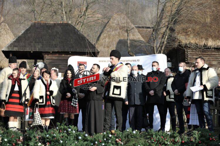 Îndrăgitele obiceiuri şi tradiţii de iarnă, prezentate în cadrul celei de-a XIII-a ediţii a evenimentului „Crăciun în Maramureș”