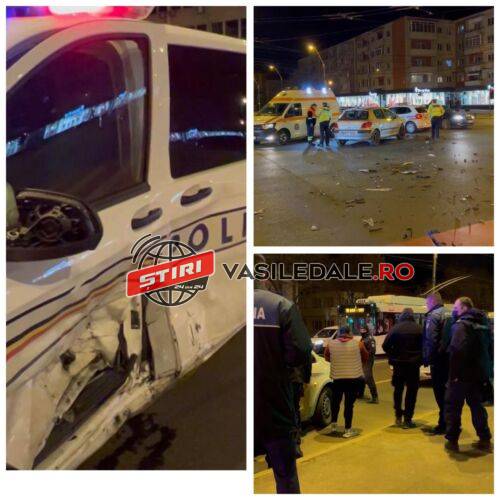 VIDEO EXCLUSIV: De 8 Martie – O şoferiţă (20 ani) din Baia Mare a intrat cu maşina în duba Poliției. Un bărbat încătuşat rănit