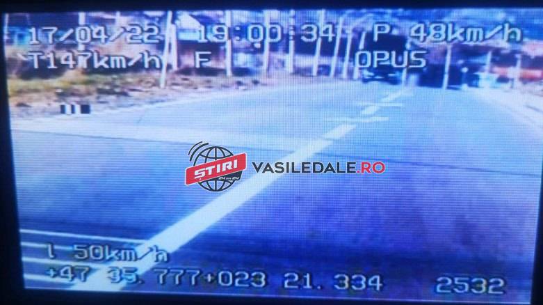 DE FLORII: Un șofer a fost prins cu 147 km/oră în Satulung, altul cu 162 km/oră între Rușor și Cernești. 127 km/oră și depășire neregulamentară în Recea = 180 de zile permisul suspendat