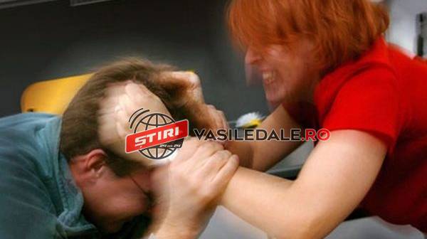 ”FOCOASĂ” RĂU: O femeie de 21 ani din Ilba şi-a bătut bărbatul. A cerut poliţiei ordin de protectie