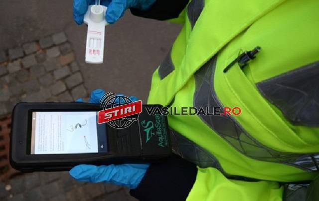 INCREDIBIL: Un șofer beat criță s-a izbit cu mașina de o alta parcată în curtea bisericii din Moisei. Fără permis și drogat la volan prins în Borșa