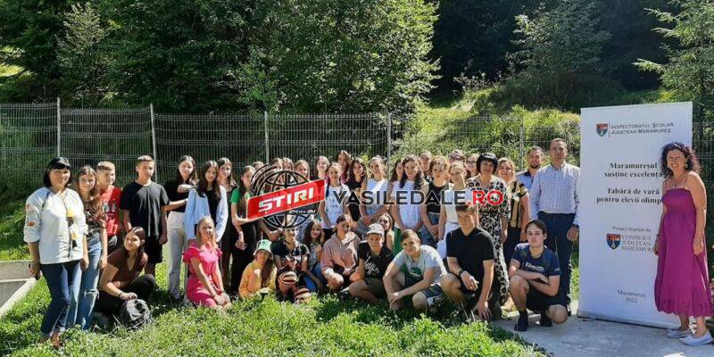 Elevii olimpici și polițiștii maramureșeni împreună, pentru siguranța în unitățile de învățământ (foto)