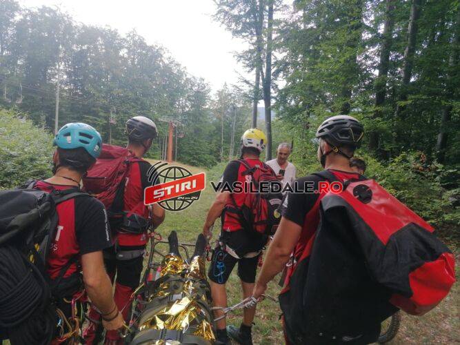 SALVAMONT MARAMUREŞ: Acţiune de salvare la Şuior a unui băiat care a căzut de pe bicicletă şi s-a accidentat
