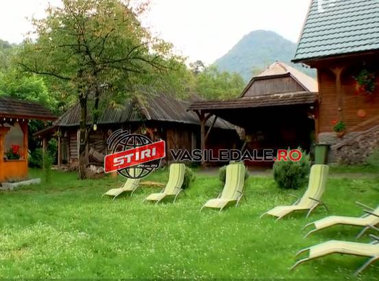 OFERTE DE CRĂCIUN: Cât costă cazarea în pensiunile rustice din Maramureş