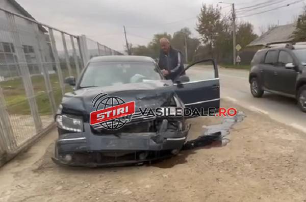 VIDEO: Două autovehicule s-au ciocnit la intrarea în Sighetu Marmaţiei