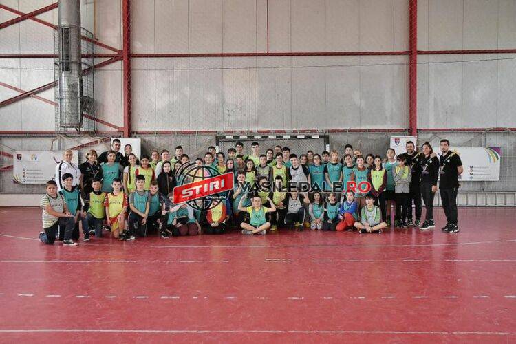 Acțiunea Fabricii de Campioni la Tăuții Măgherăuș a adunat nici mai puțin nici mai mult de 78 de copii