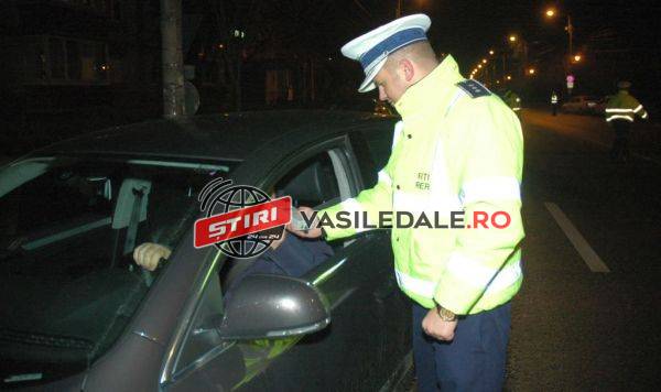 ACCIDENT LA SIGHETU MARMAȚIEI: A pierdut controlul volanului și a lovit un autoturism parcat: alcoolemie de 0,54 mg/l ACCIDENT LA SIGHETU MARMAȚIEI: A pierdut controlul volanului și a lovit un autoturism parcat: alcoolemie de 0,54 mg/l