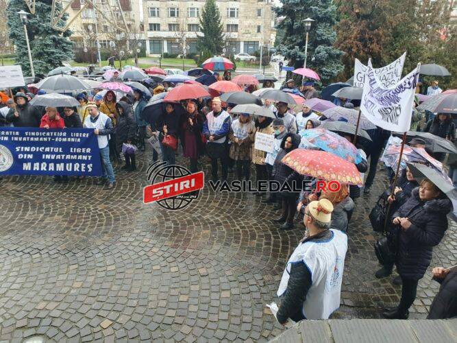 SLIMM a pichetat Prefectura Maramureș: „Dacă actualul Guvern nu va lua măsuri concrete, din ianuarie vom relua protestele!”