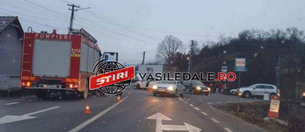 ACCIDENT GRAV LA ZALĂU: Patru persoane au ajuns la spital, după un accident provocat de un băimărean