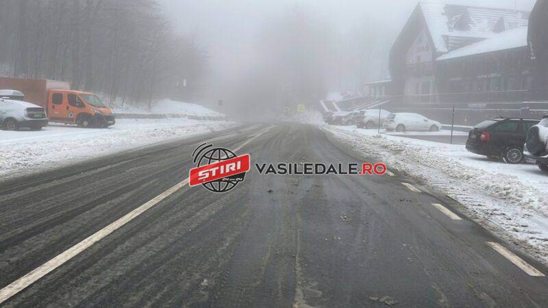 FOTO: Ninge în Pasul Gutâi, lapoviţă în Pasul Prislop